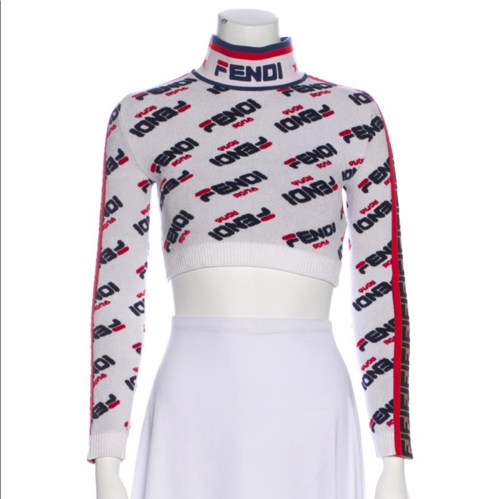 LIKE NEW FENDI MANIA CROP TOP
